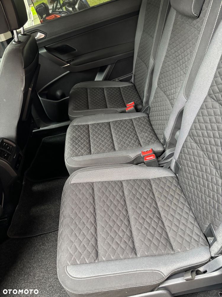 Volkswagen Touran 1.6 TDI SCR DSG Join - 24