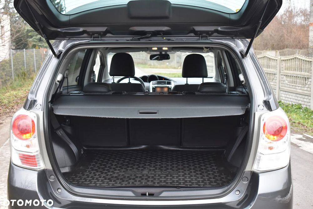 Toyota Verso 1.8 7-Sitzer Executive - 22