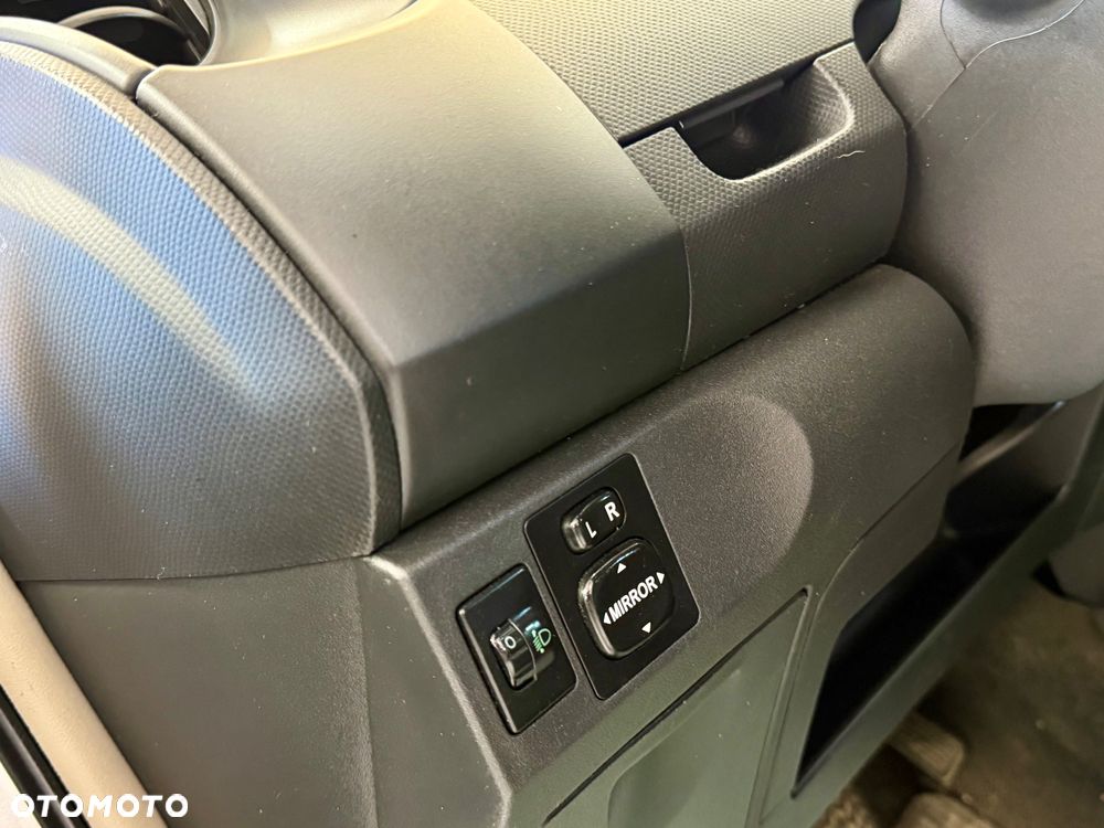 Toyota Yaris 1.0 Luna A/C - 30