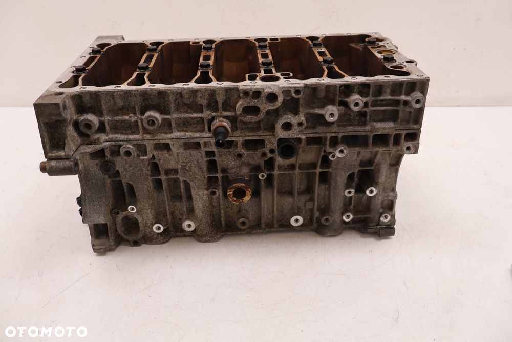 VOLVO V70 2.5T BLOK SILNIKA B5254T2 - 1