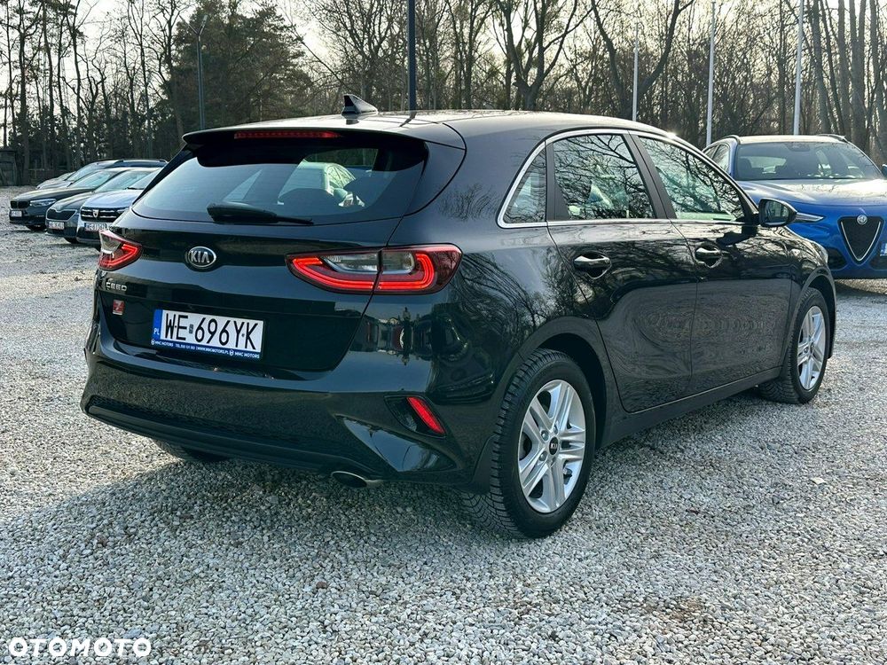Kia Ceed - 7