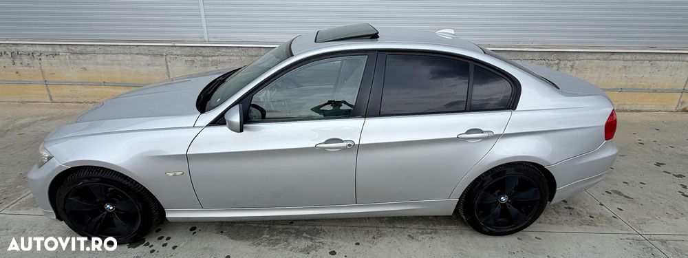 BMW Seria 3 320d DPF Aut. - 26