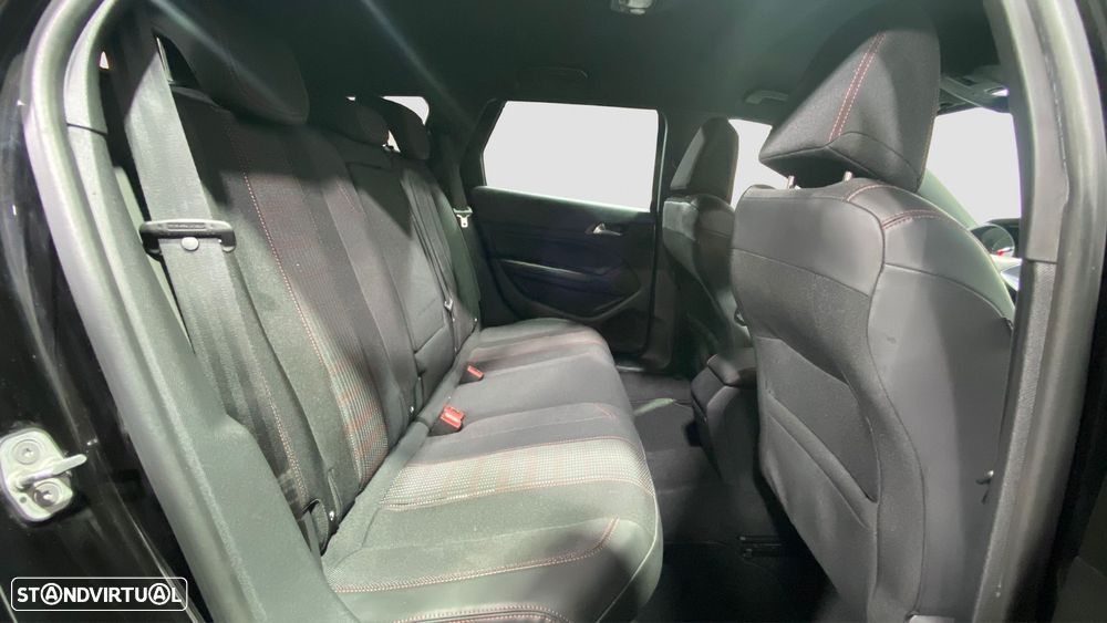 Peugeot 308 SW - 11