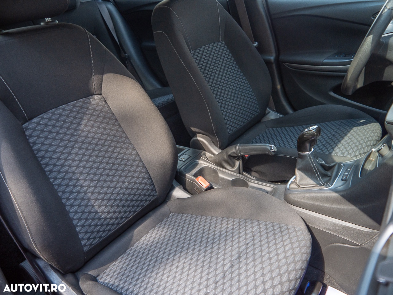 Opel Astra 1.6 D (CDTI) Sports Tourer Edition - 5