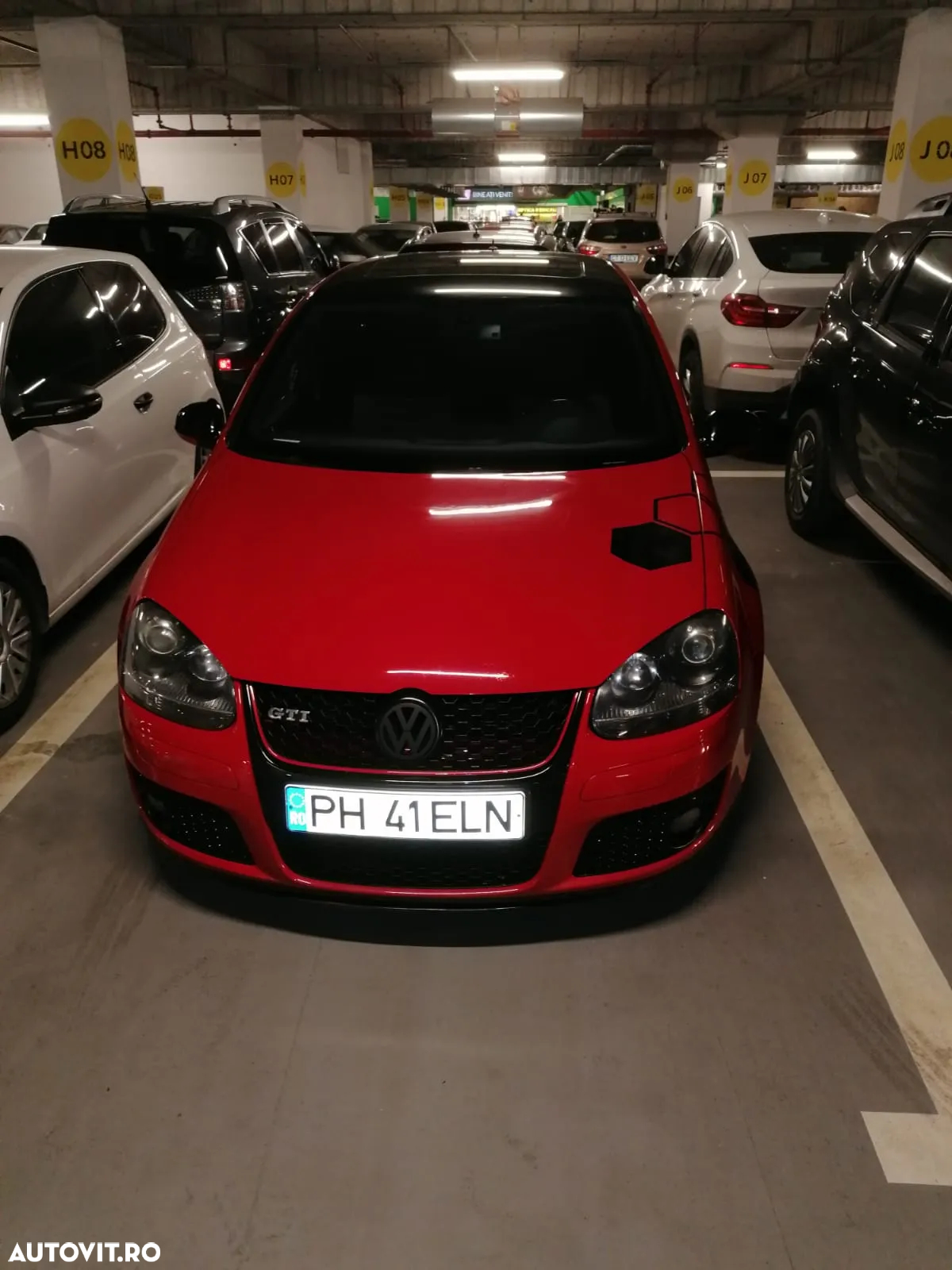 Volkswagen Golf 2.0 FSI GTI - 4