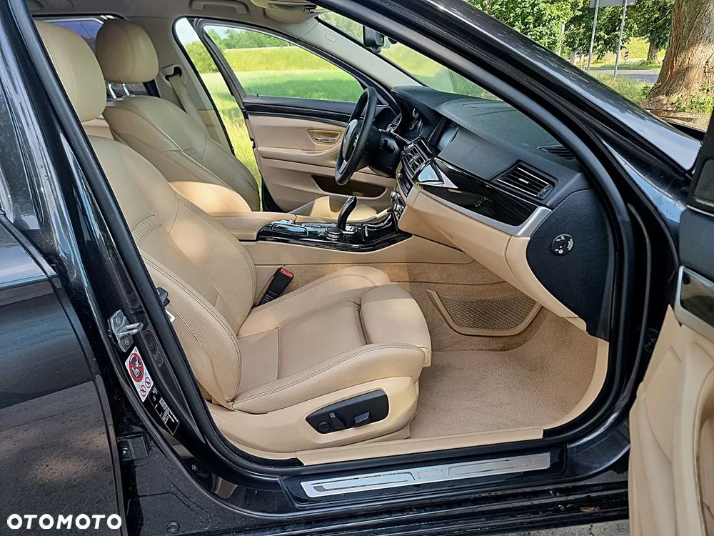BMW Seria 5 520d Luxury Line sport - 7