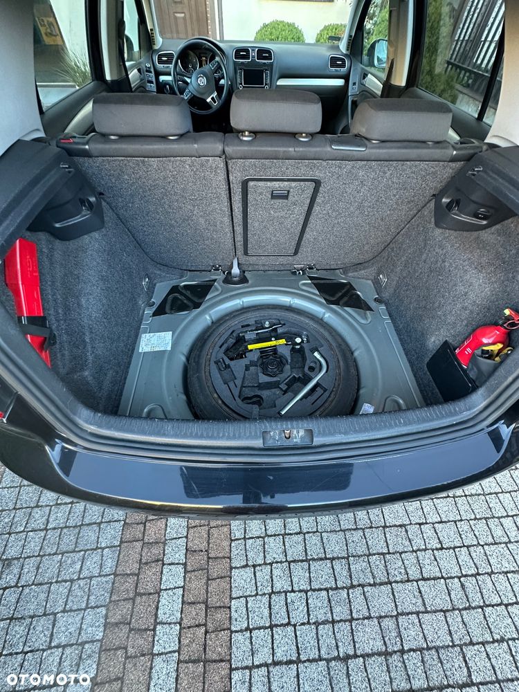 Volkswagen Golf 2.0 TDI DPF Highline - 13