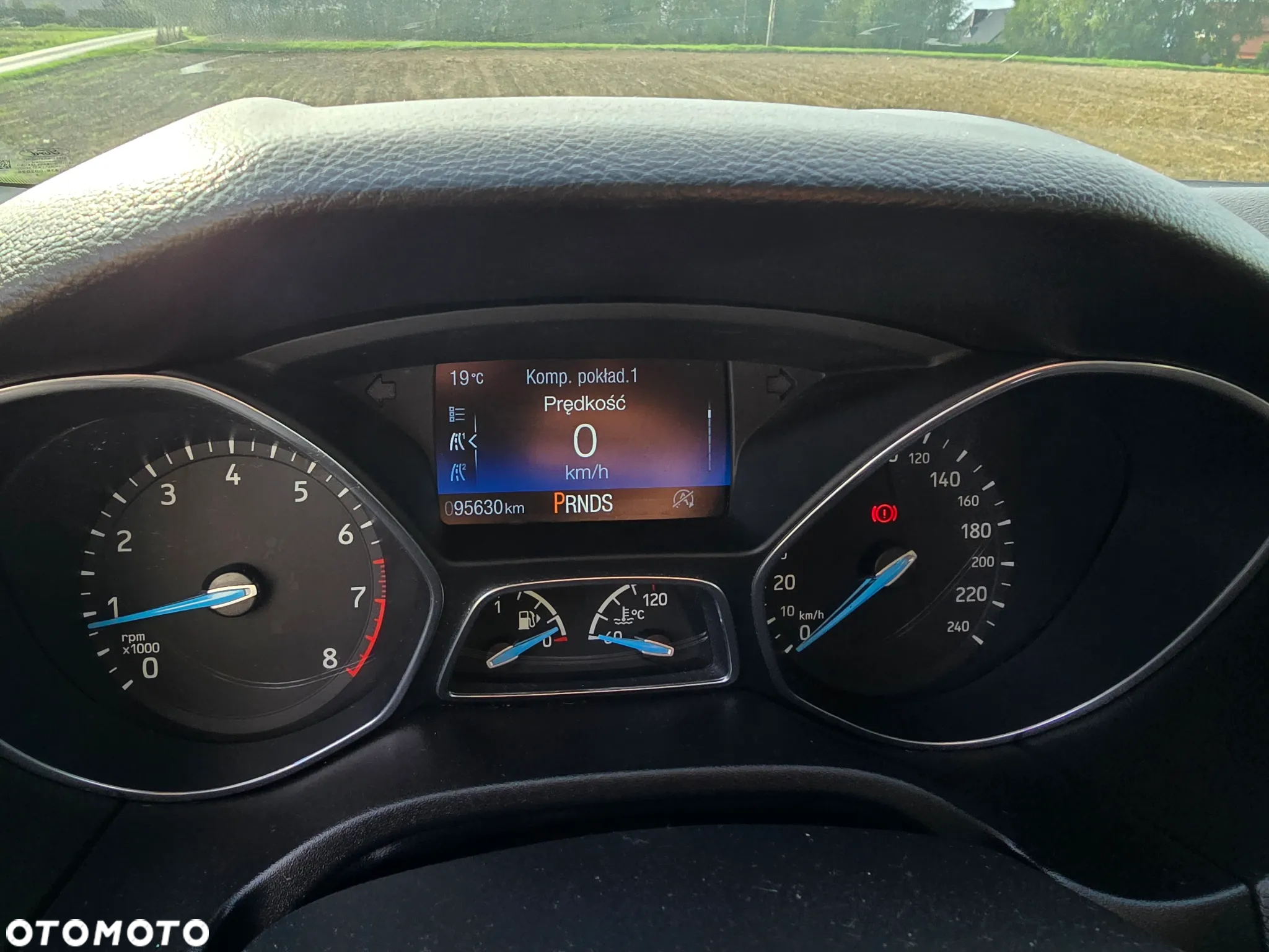 Ford Focus - 10