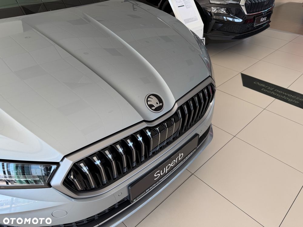 Skoda Superb 2.0 TDI SCR 4x4 L&K DSG - 2