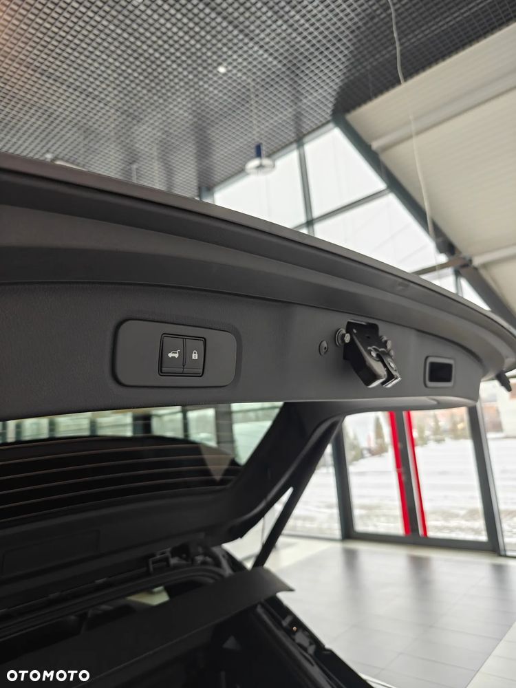 Nissan Qashqai 1.3 DIG-T MHEV N-Connecta - 11