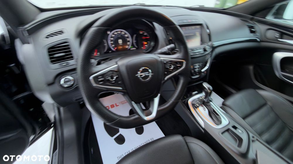 Opel Insignia 2.0 T Cosmo - 17