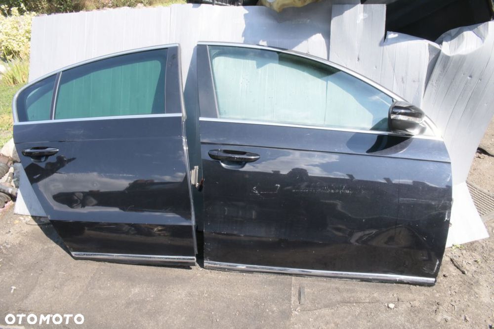 drzwi prawe przednie VW Passat B7 - 1