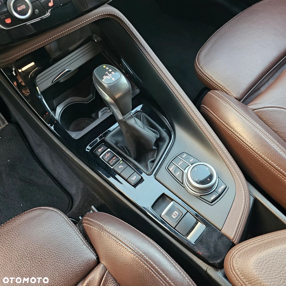 BMW X1 xDrive20i xLine sport - 7