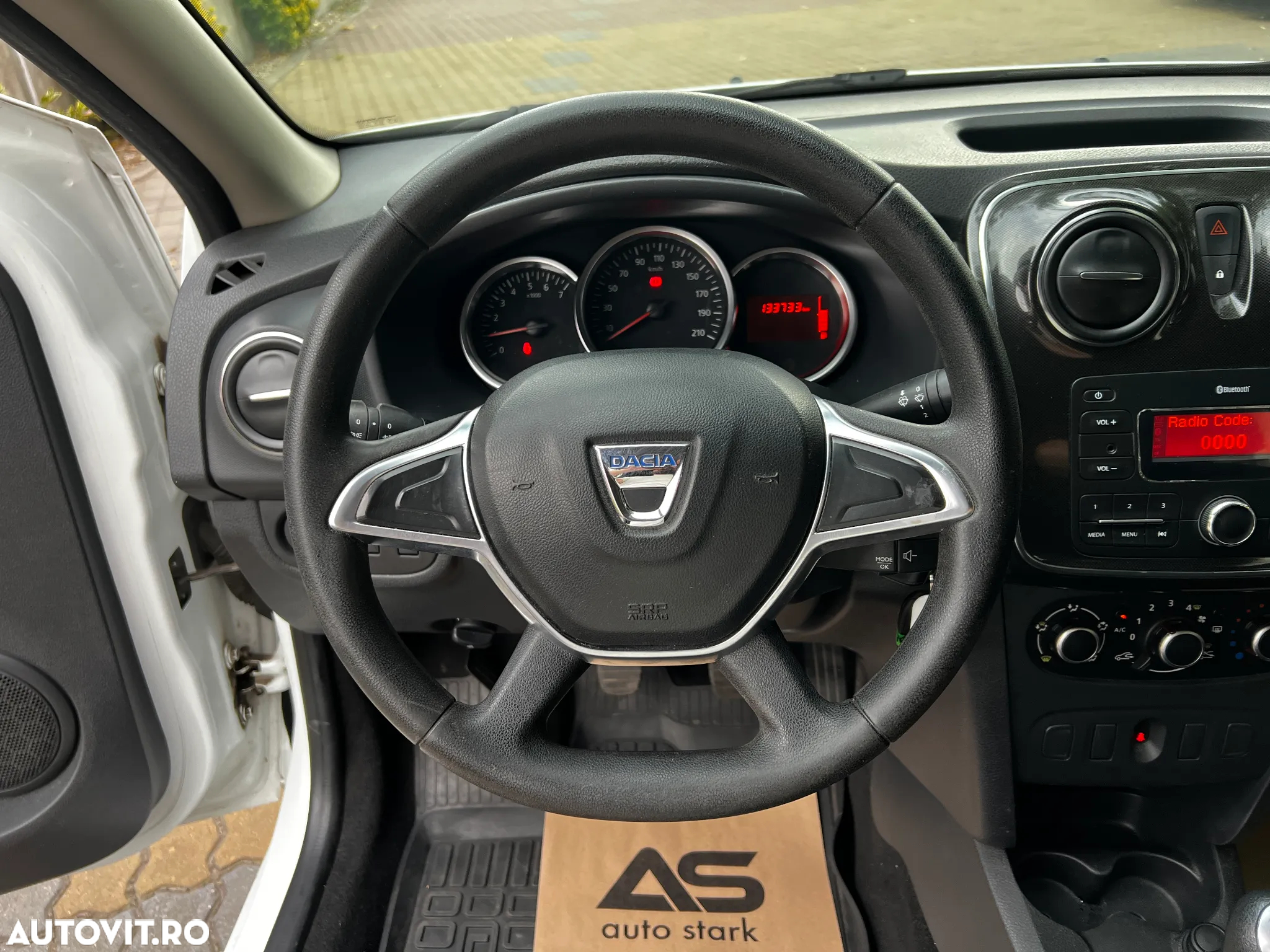 Dacia Logan 1.0 SCe Ambiance - 26