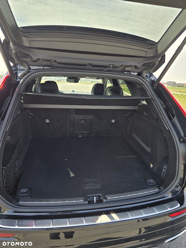 Volvo XC 60 T6 AWD Geartronic RDesign - 6
