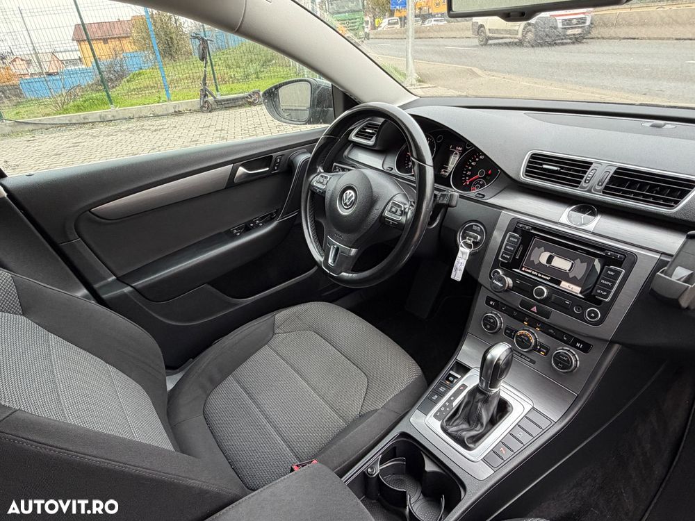 Volkswagen Passat Variant 2.0 TDI DSG BlueMotion Technology Comfortline - 36