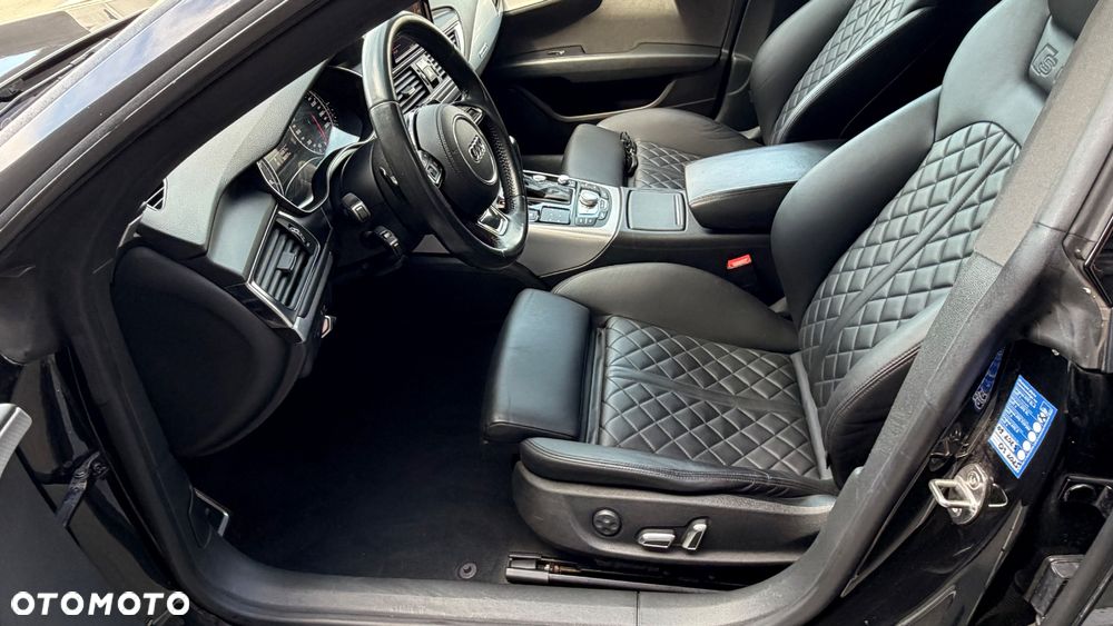 Audi S8 Plus - 9