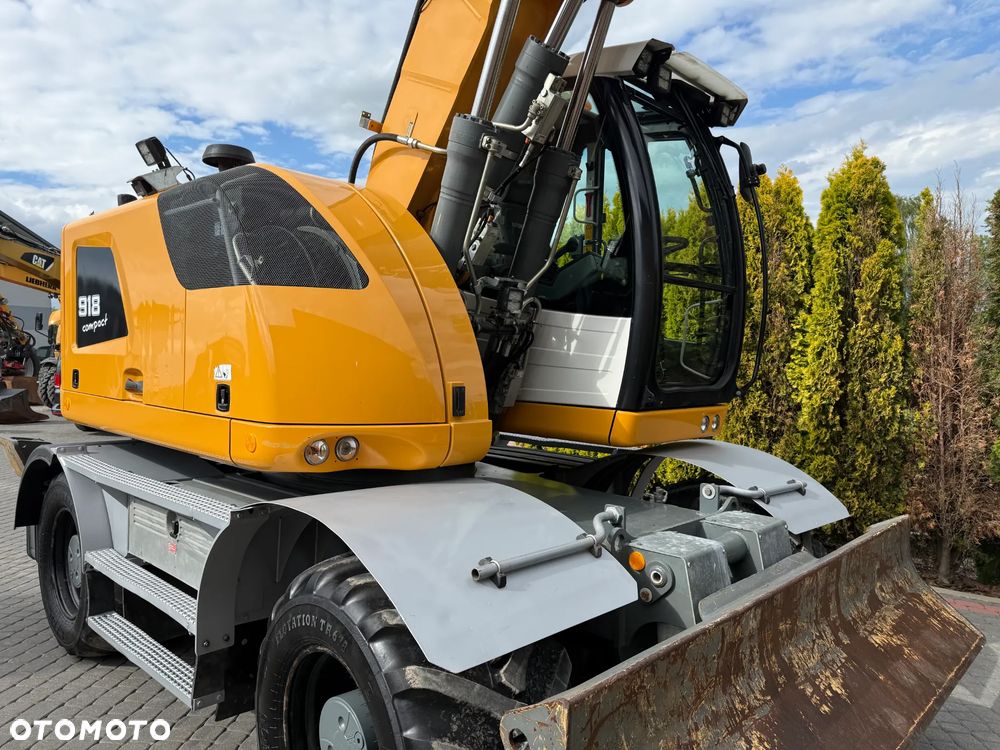 Liebherr 918 Compact  Rototilt + Szczypce - 12