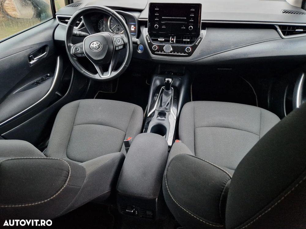 Toyota Corolla 1.8 Hybrid Comfort - 9