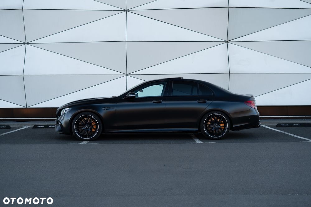 Mercedes-Benz Klasa E - 2