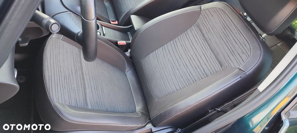 Opel Astra 1.6 Color Edition - 17