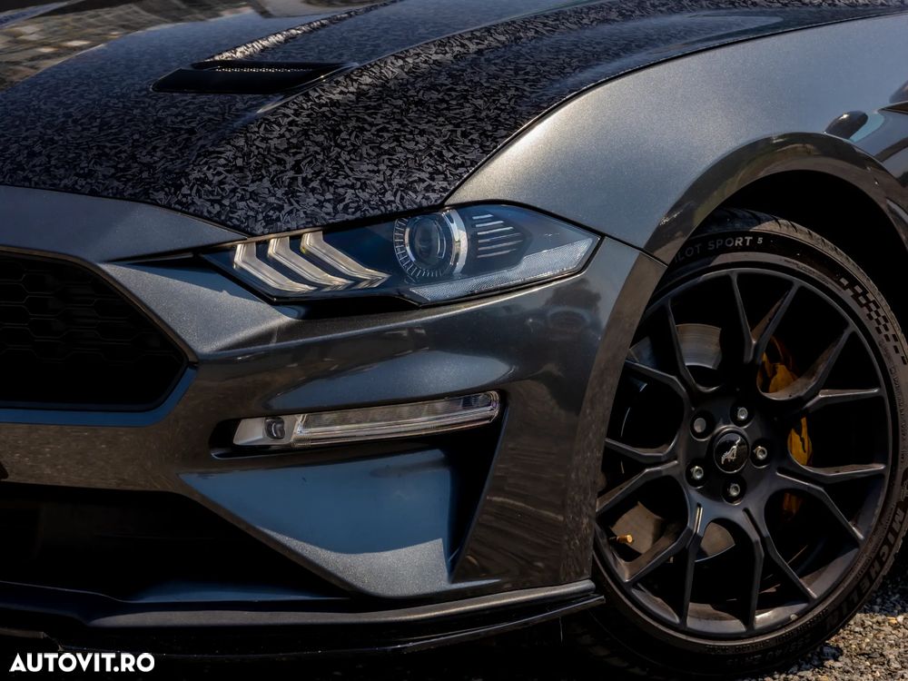 Ford Mustang - 10