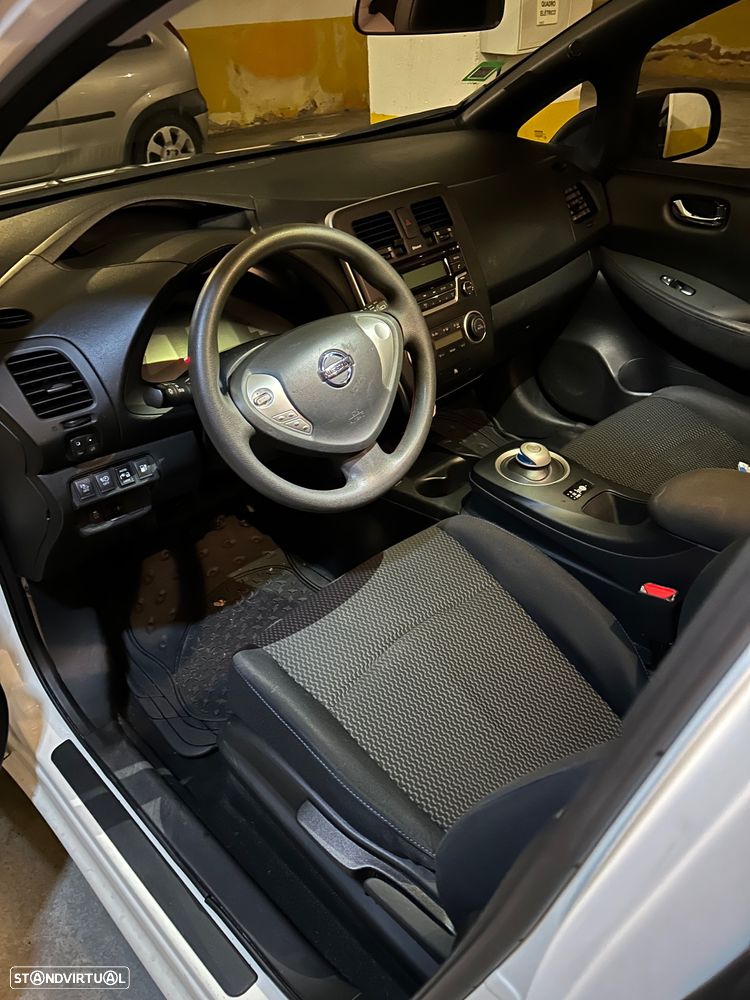 Nissan Leaf 24 kWh (c/ Bateria) Visia - 7