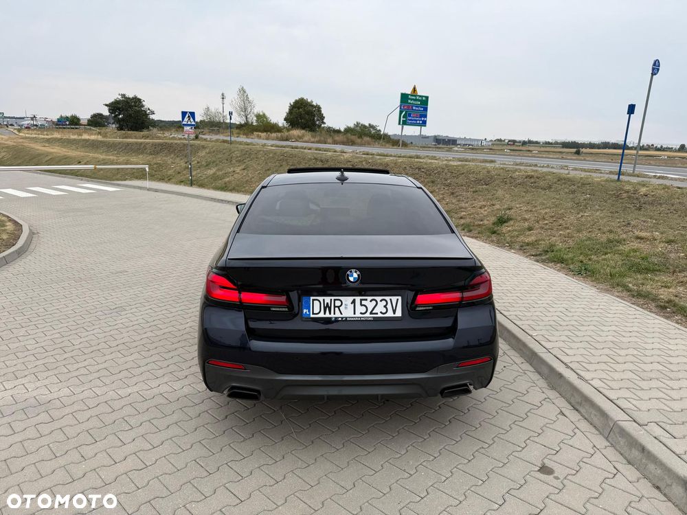 BMW Seria 5 520i M Sport Edition - 8