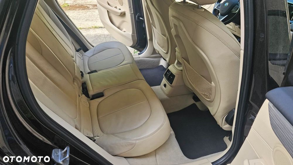 BMW Seria 2 218i Luxury Line - 20