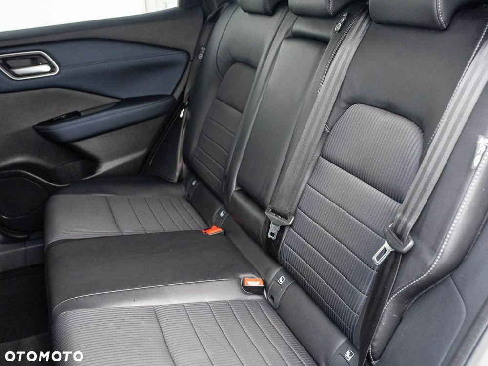 Nissan Qashqai 1.3 DIG-T MHEV Xtronic Tekna - 29
