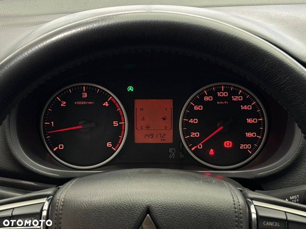 Mitsubishi L200 2.4 d DC Invite EU6 - 15