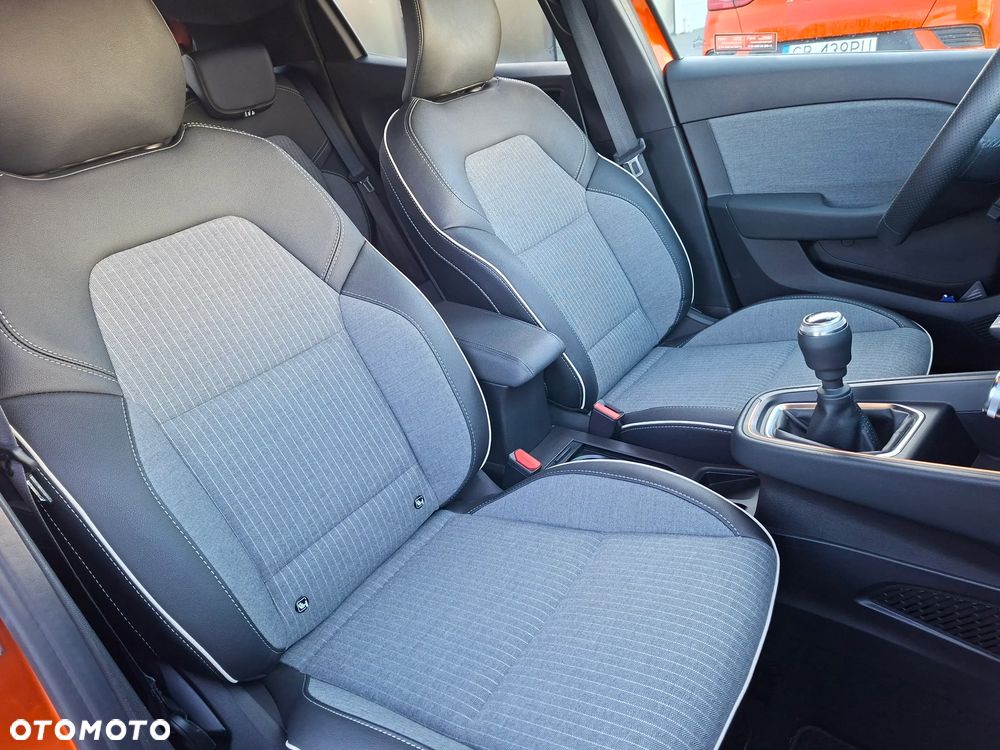 Renault Clio 1.0 TCe Techno - 26