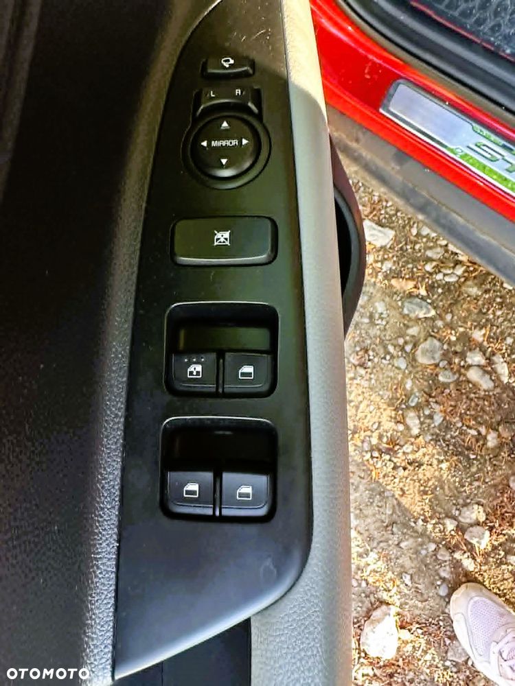 Kia Stonic 1.0 T-GDI L - 18