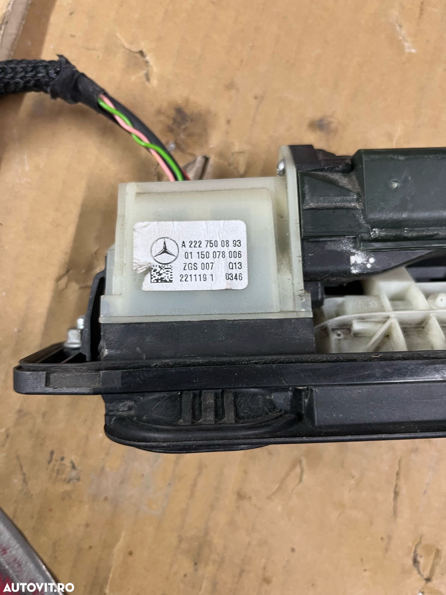 Camera mers inapoi MERCEDES C-class w205, SLK, SLC an 2014-2020 cu maner portbagaj - 4