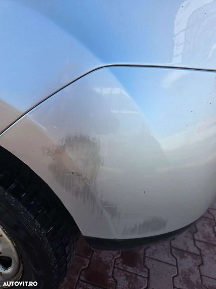 Dacia Duster 1.5 dCi 4x2 Ambiance - 3