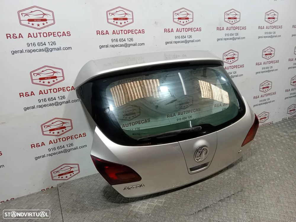 Tampa de Mala Opel Astra J Original - 4