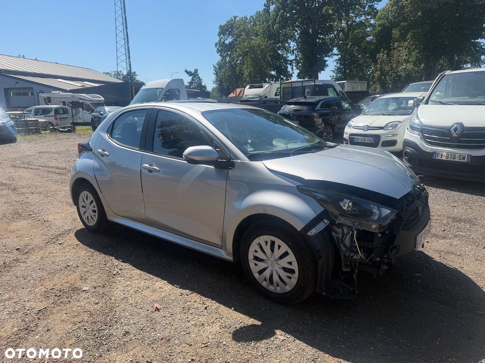 Toyota Yaris - 1
