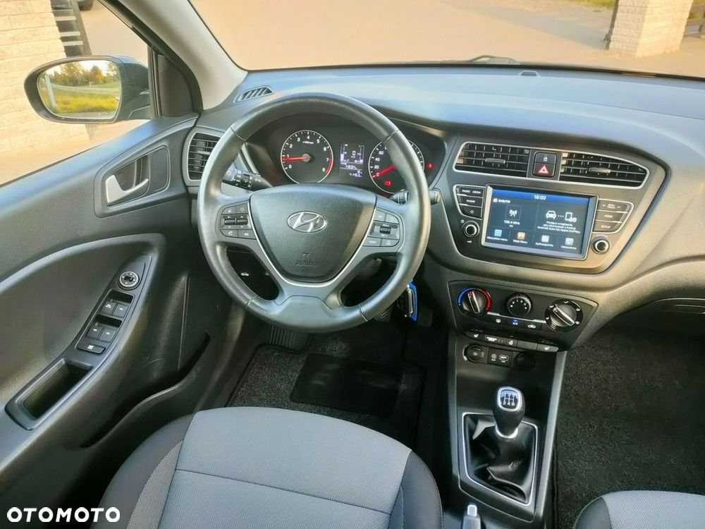 Hyundai i20 - 34