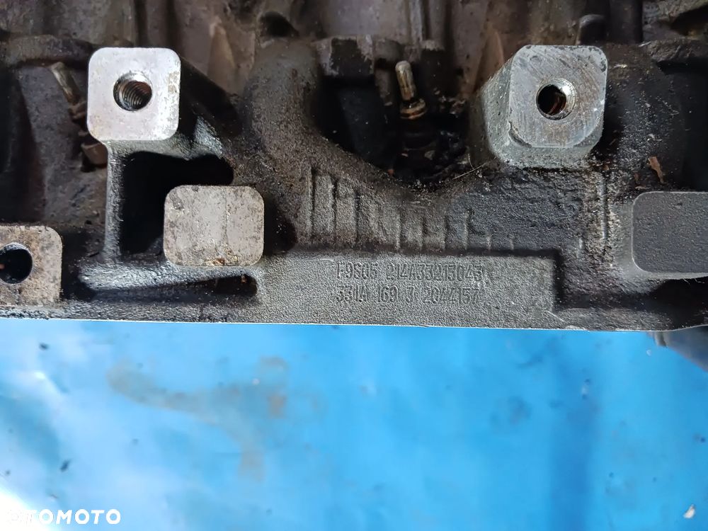 Głowica silnika cylindrów 1.9 DCI F9K F9Q F9A Renault Traffic ESPACE Opel Vivaro F9S05 214A33213045 wałek koło rozrządu kompletna - 4