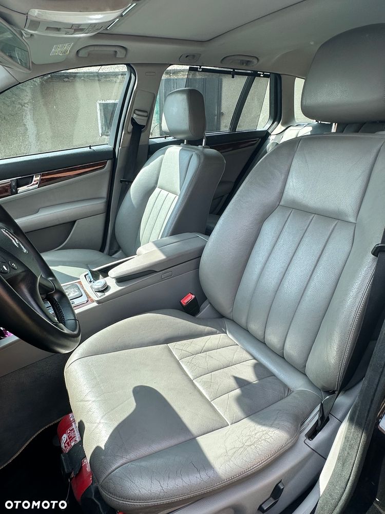 Mercedes-Benz Klasa C 220 CDI DPF Automatik Avantgarde - 22