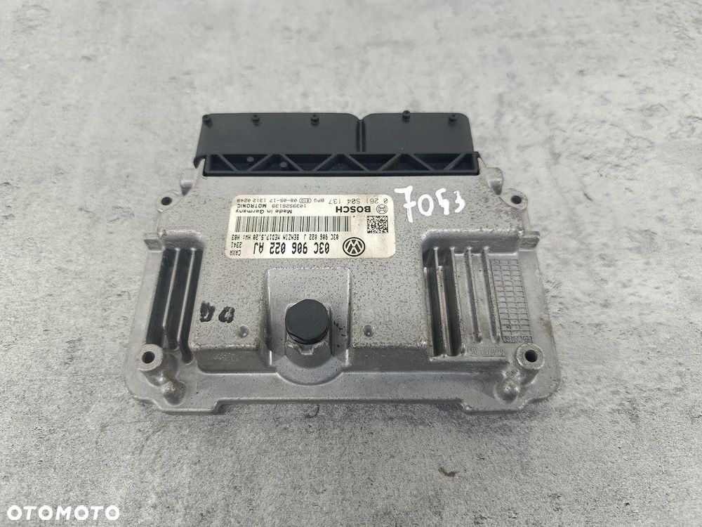 KOMPUTER, STEROWNIK VW PASSAT B6 03C906022AJ 0261S04137 1.4 TSI - 1