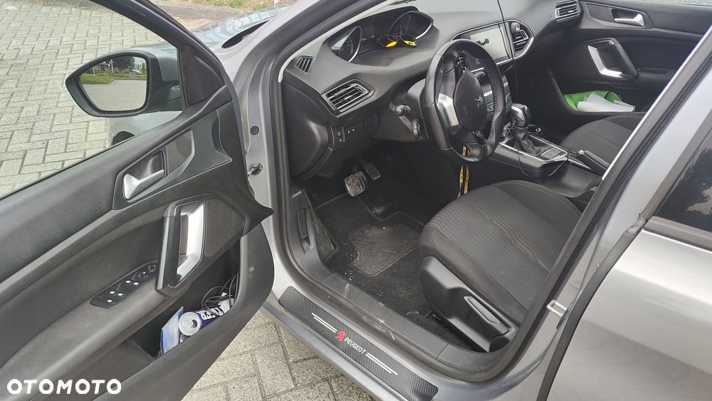 Peugeot 308 BlueHDi FAP 120 EAT6 Stop & Start Active - 5