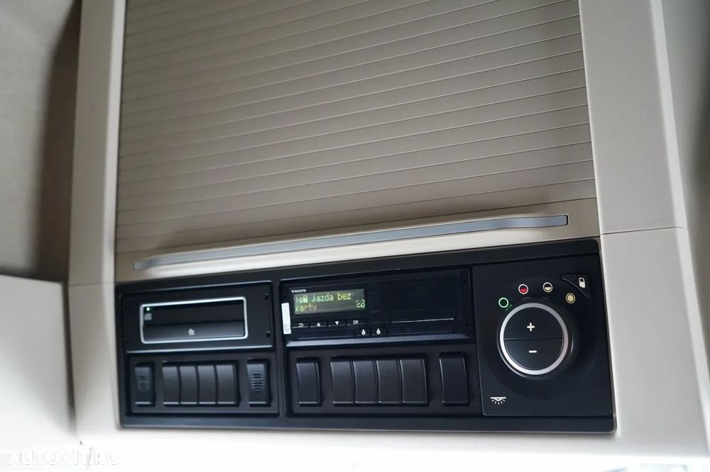 Volvo FH 460 / 7.45 M CORTINĂ / SOLO / I-SAVE / I-PARK COOL / PUNTE RIDICABILĂ ȘI DIRECȚIE / - 33