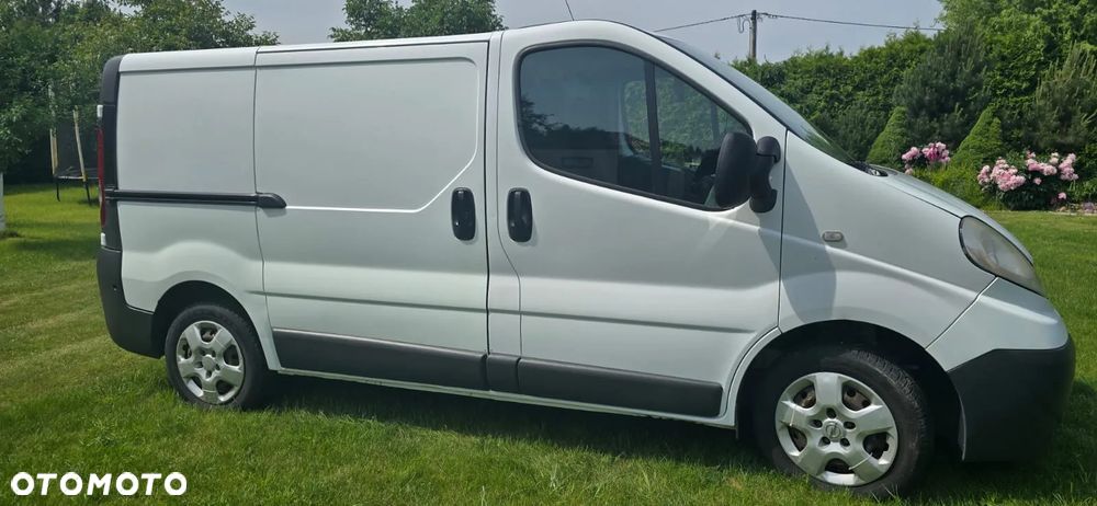 Opel Vivaro - 1