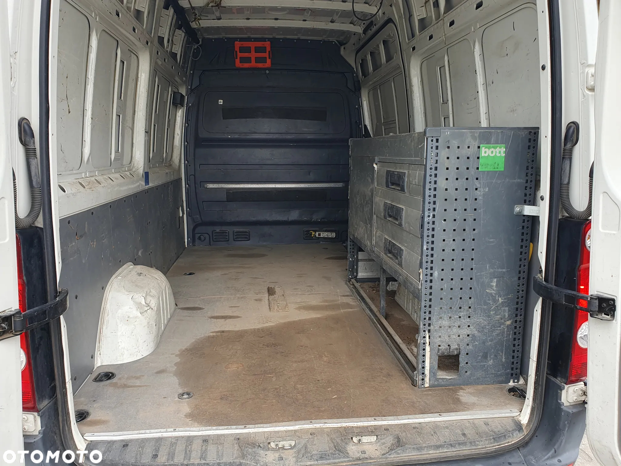 Volkswagen Crafter - 16