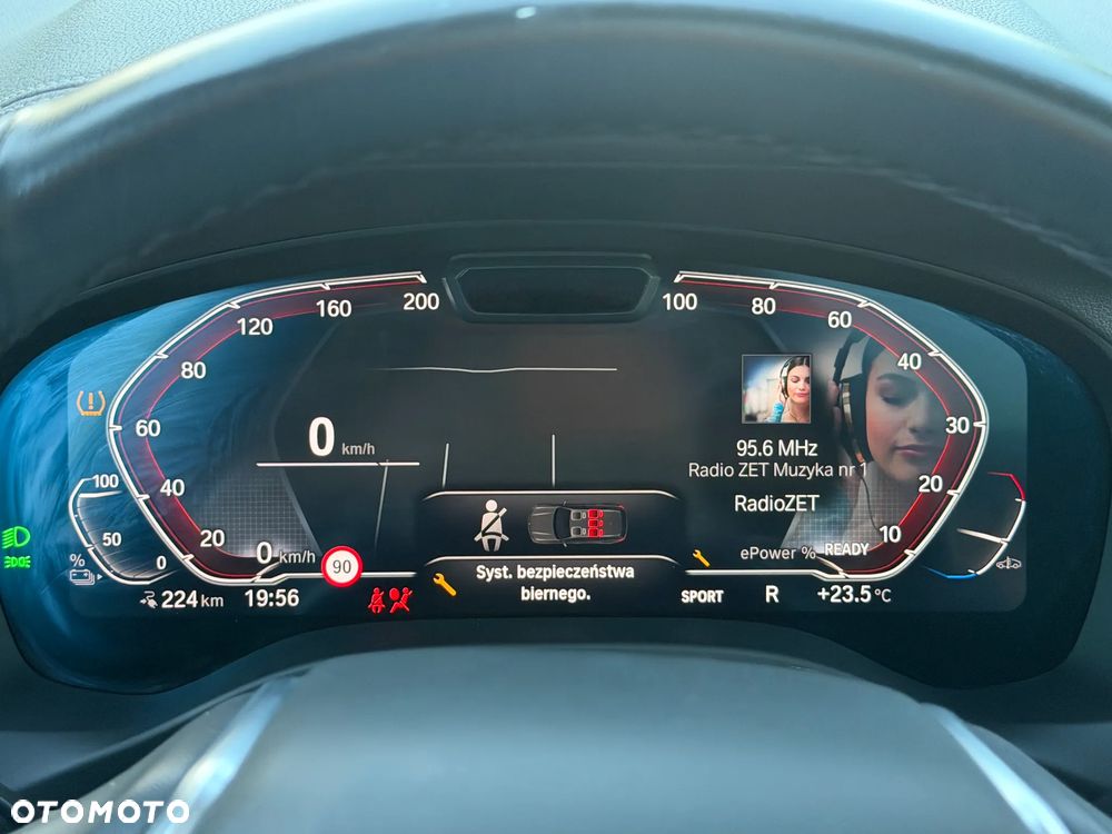 BMW iX3 Inspiring - 16