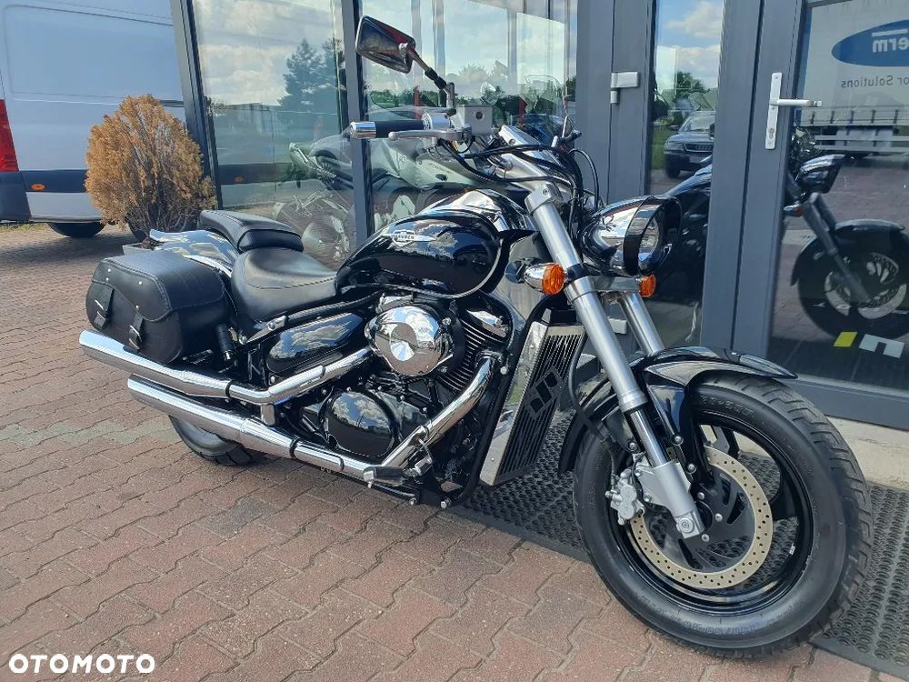 Suzuki Intruder - 21