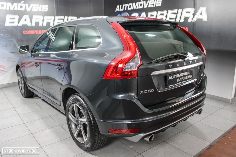 Volvo XC 60 2.0 D4 R-Design Geartronic - 38