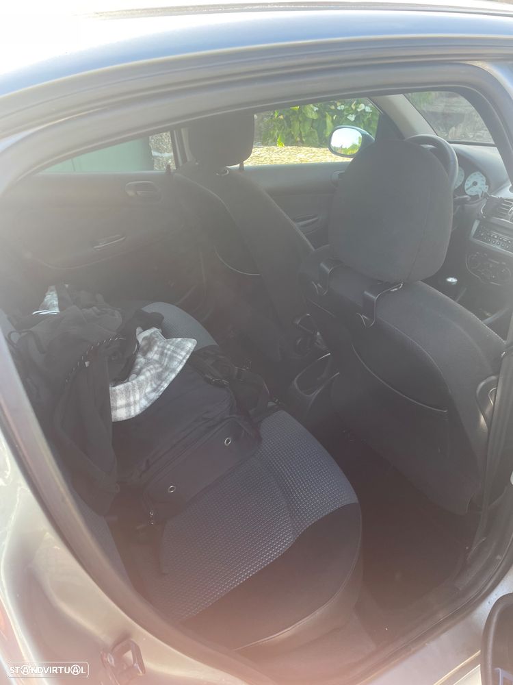 Peugeot 206 1.1 Color Line - 20