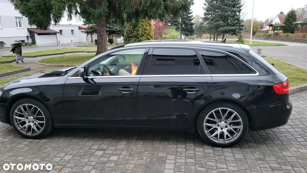 Audi A4 Avant 2.0 TDI - 21